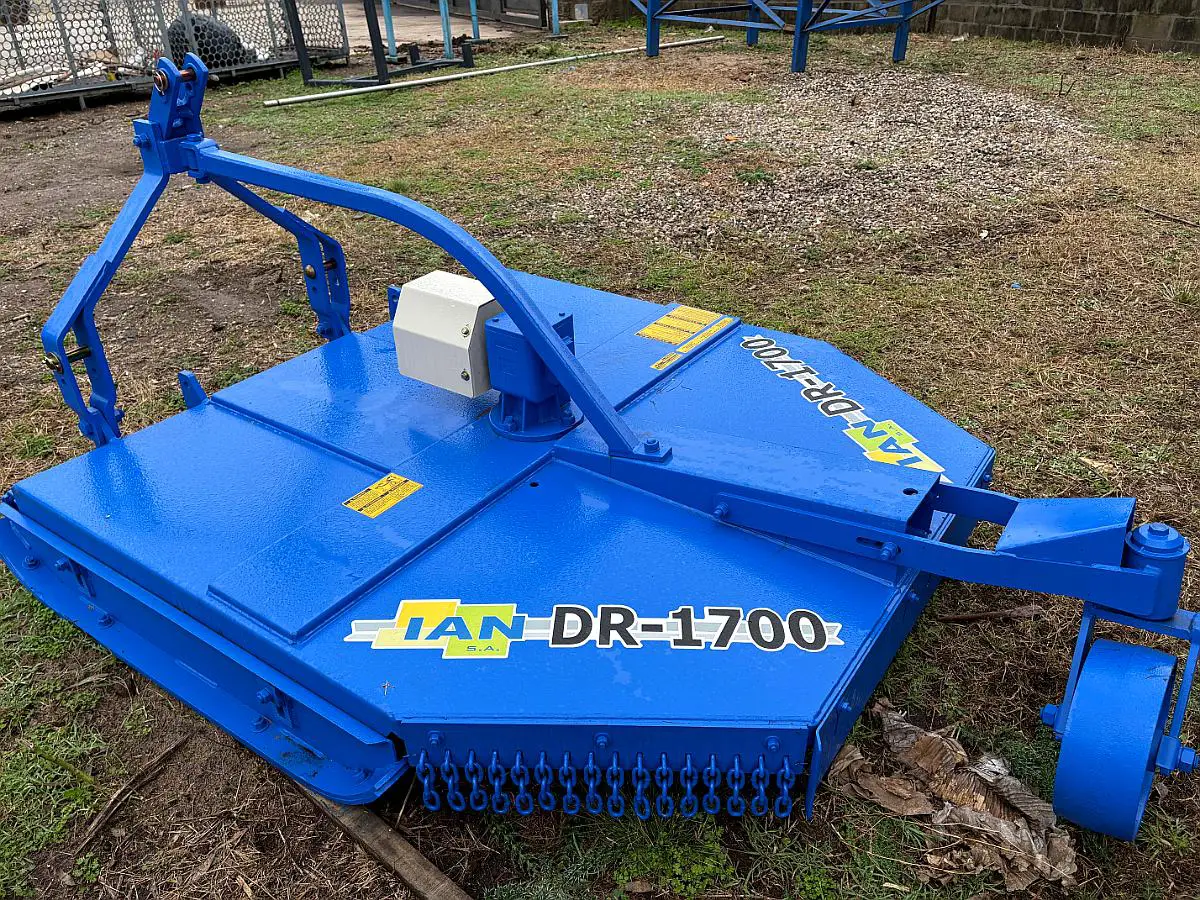 Desmalezadora 3 puntos 1700 / 2000