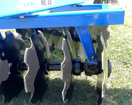 Rastra excéntrica 3 puntos RE-35